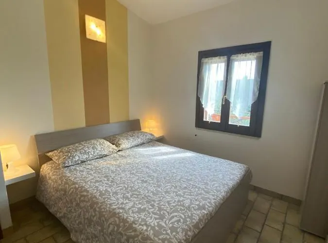 Pennarossa Sunset 3 * Collestatte